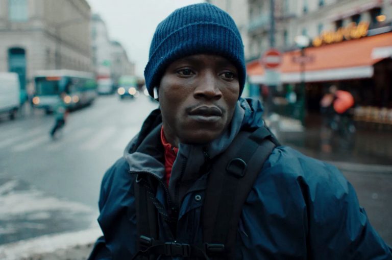 Escena de la película "L’histoire de Souleymane".