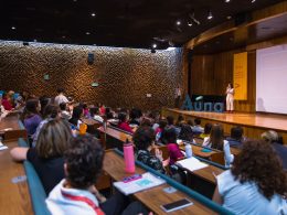 Un aspecto de un evento de Aúna, organización que fomenta la participación política de las mujeres.