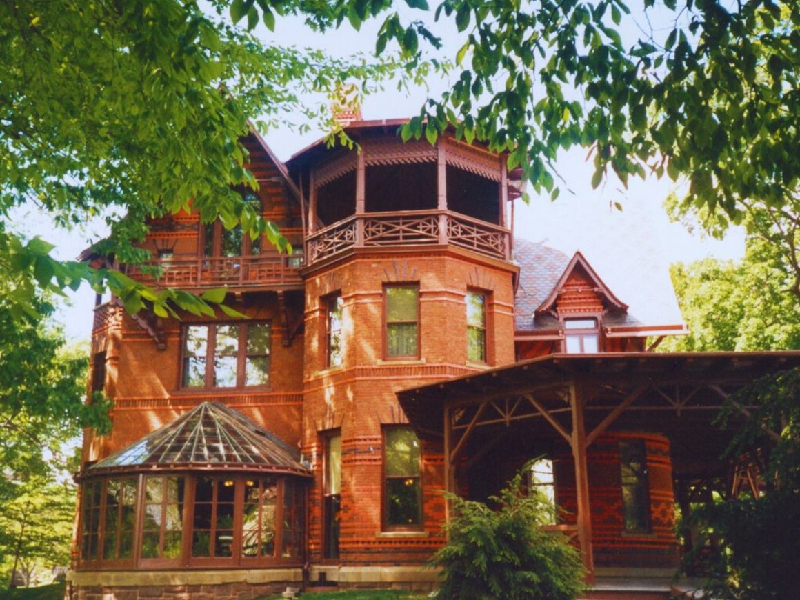 Casa museo del escritor Mark Twain en Hartford, Connecticut.