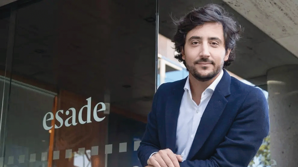 Tony Roldan Reyes Entrevista a Toni Roldán. “En tareas que requieren juicio, la IA ayuda ...