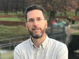 El sociólogo español Alejandro Baer.