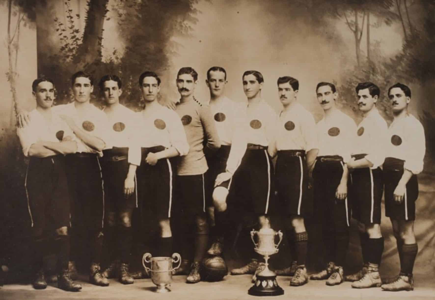 Prehistoria del futbol